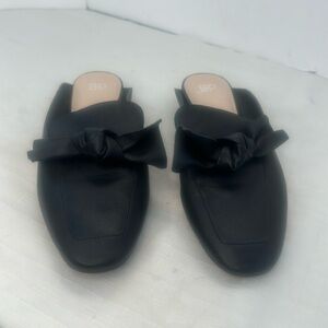 BP. Mule Clog Black with bow detailing